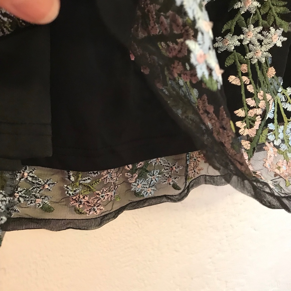 Over Kleshas embroidered black tulle dirndl skirt - Picture 3 of 5